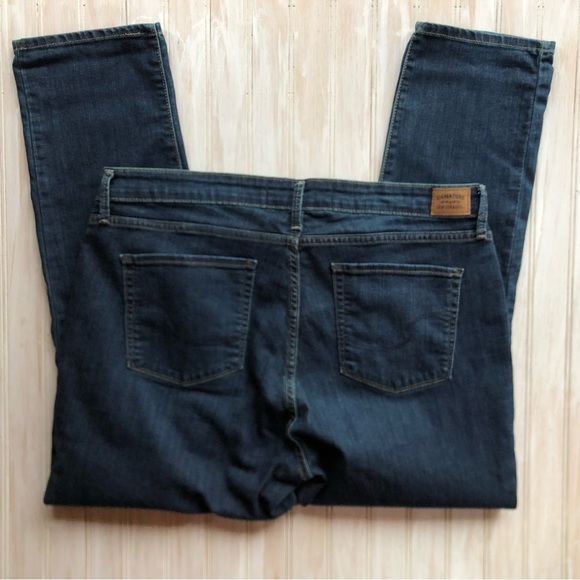 NWOT Women’s Mid Rise Slim Jeans - Picture 4 of 6